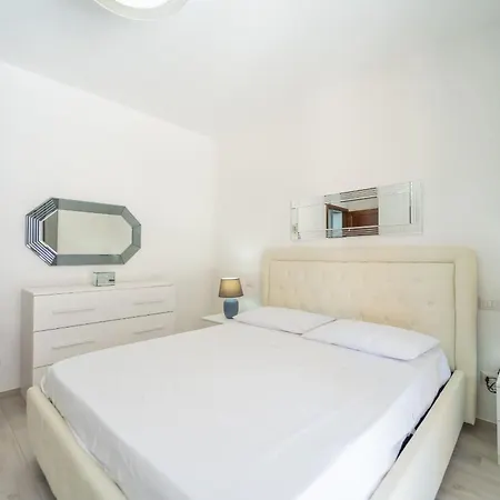 Casa - La Spezia Appartement Olbia